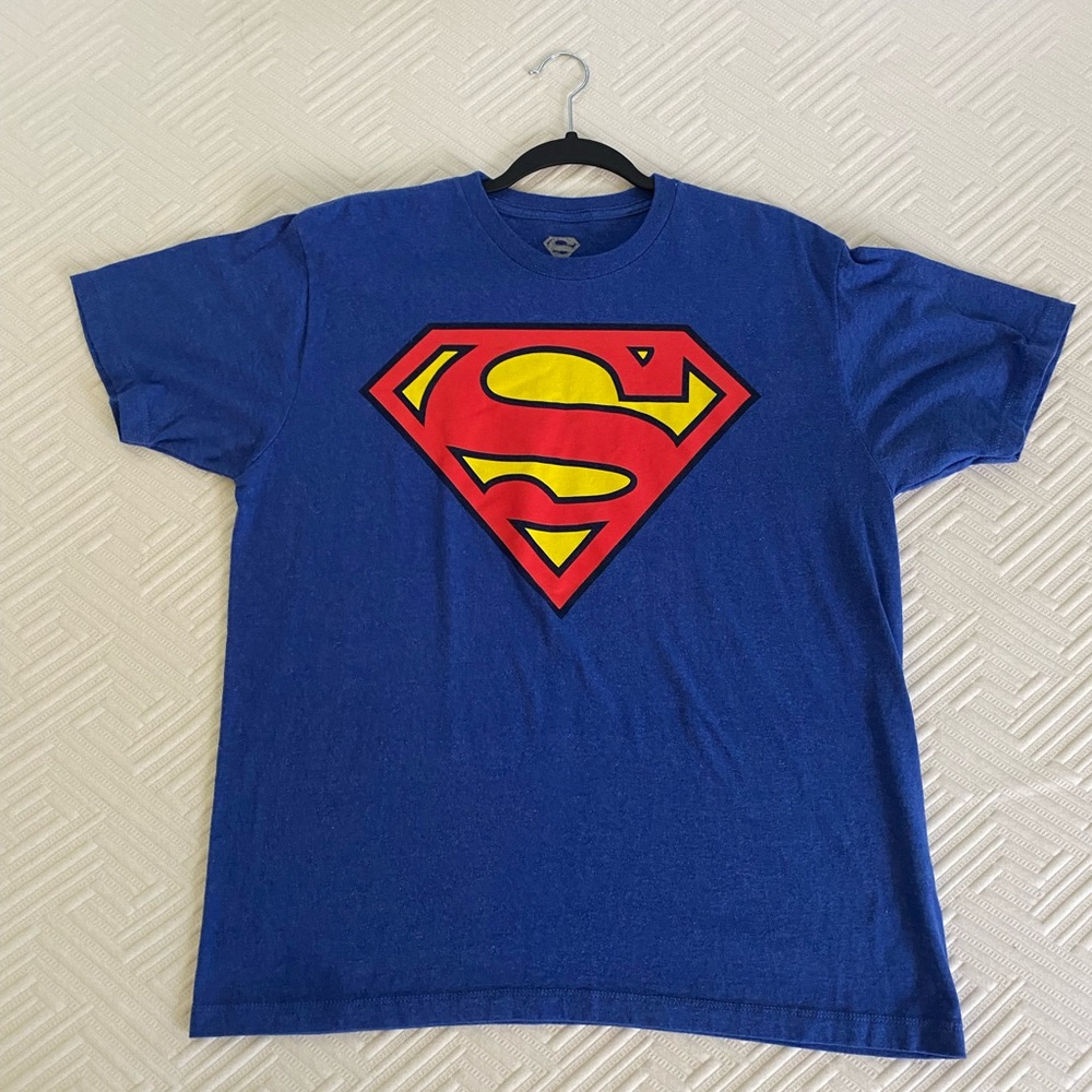 T-Shirt Large